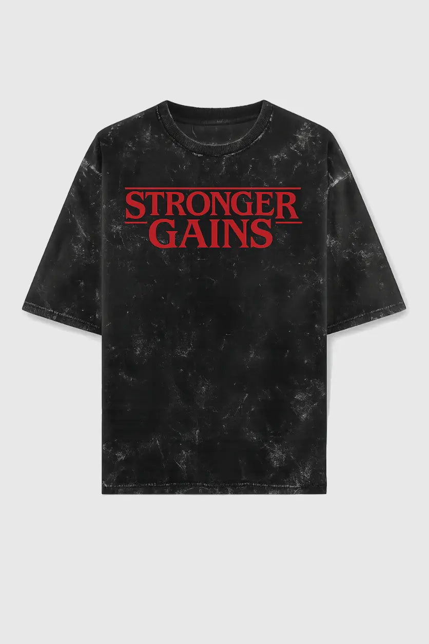 MaxedOutt Stronger Gains Oversized Tee Front Graphic